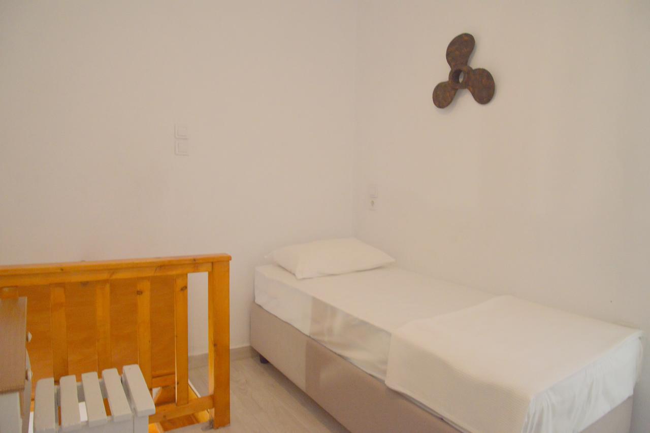 Blue Sea House Guest House Klima  ภายนอก รูปภาพ